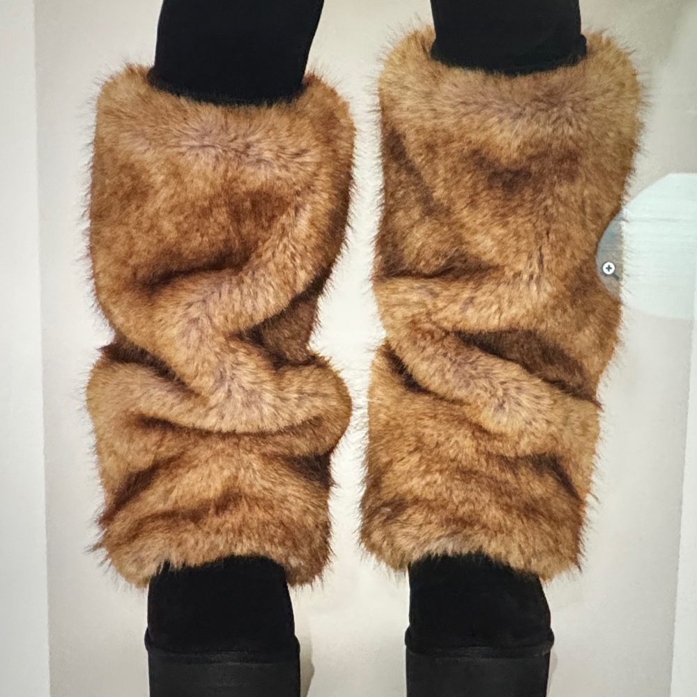 Faux Fur Leg Warmers in Brown